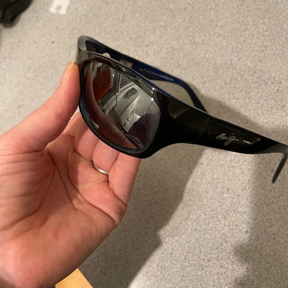 Maui Jim Surf Rider Polarized Sunglasses - Picture 7 of 12